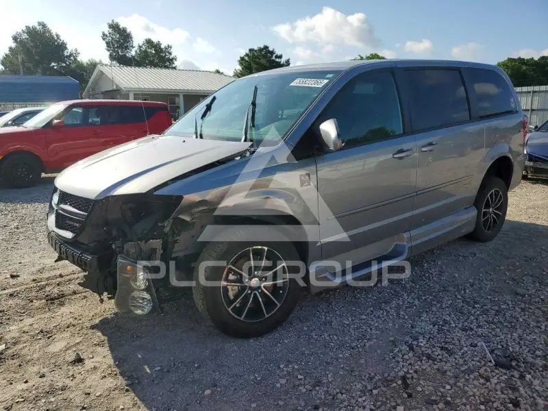 2016 Dodge CARAVAN photo
