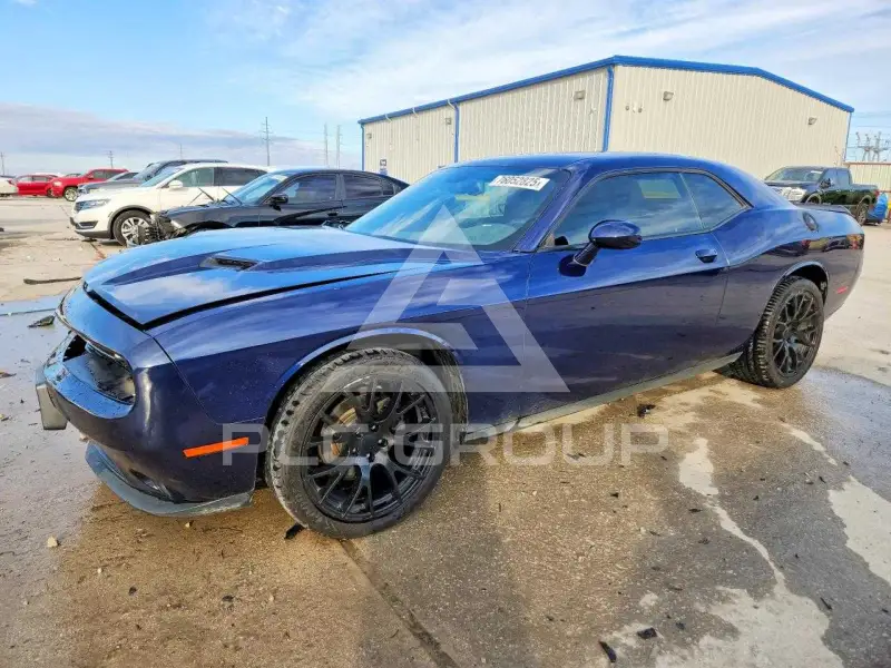 2016 Dodge CHALLENGER photo