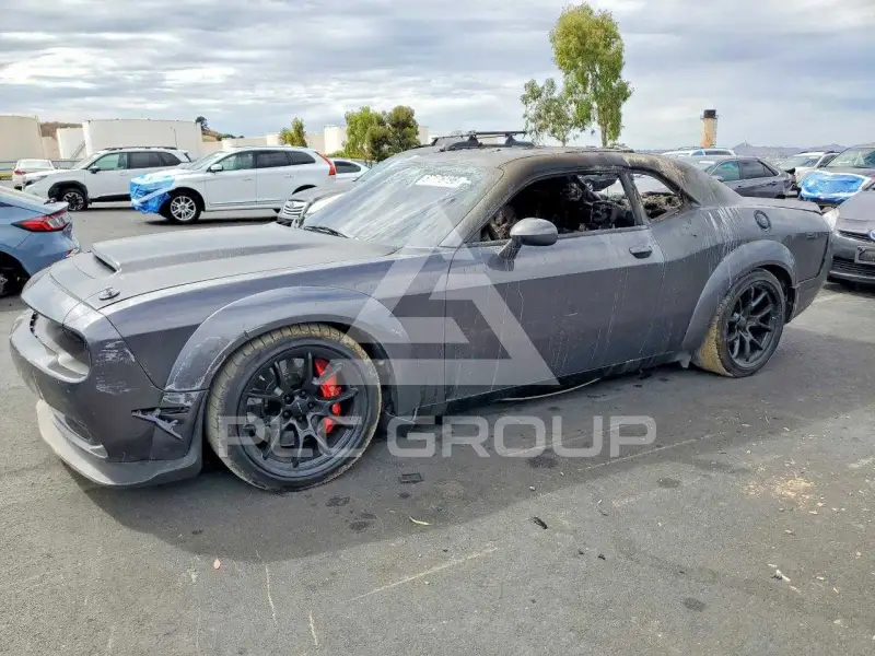 2016 Dodge CHALLENGER photo