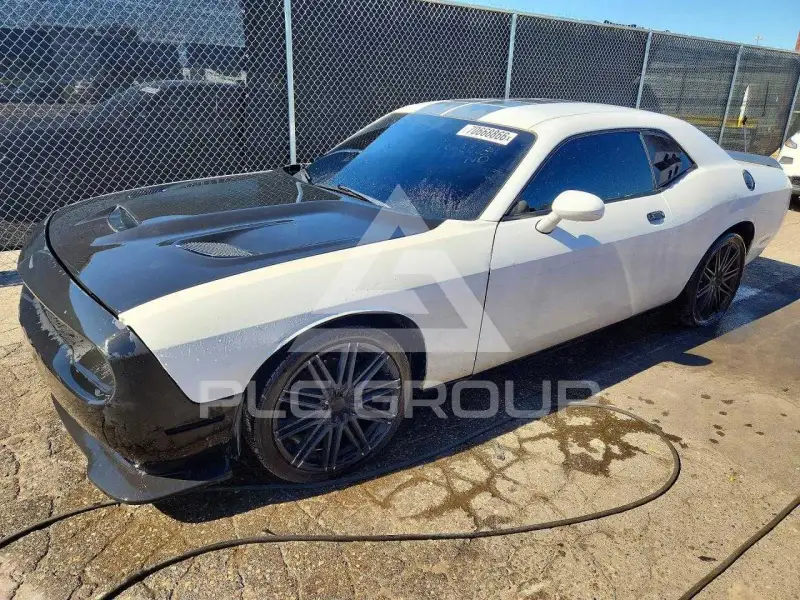 2016 Dodge CHALLENGER фото