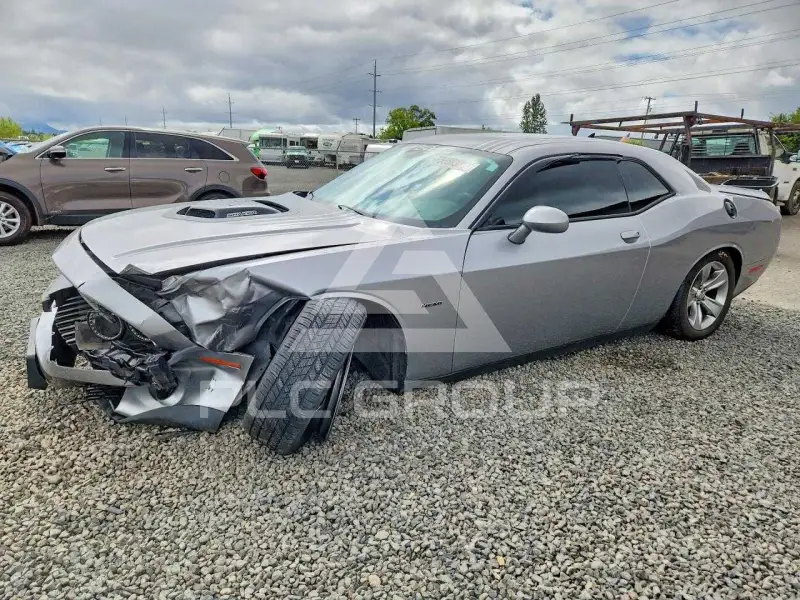 2016 Dodge CHALLENGER photo