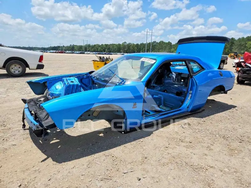 2016 Dodge CHALLENGER photo