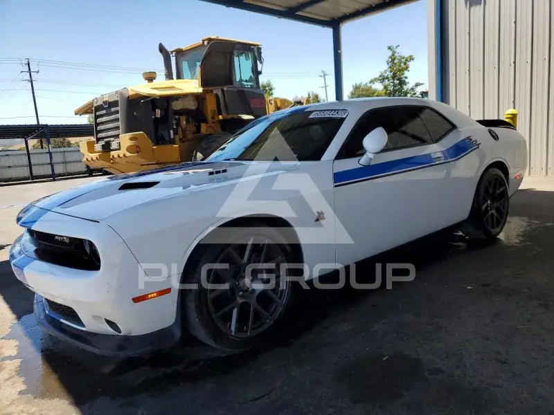 2016 Dodge CHALLENGER фото