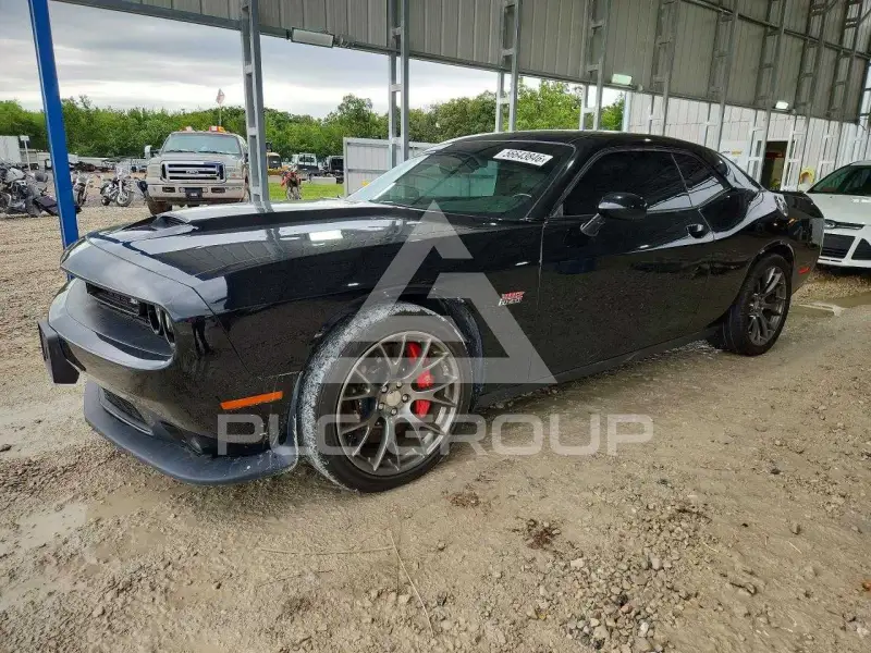 2016 Dodge CHALLENGER photo