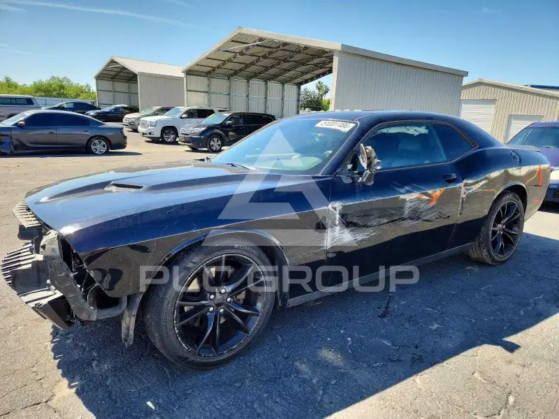 2016 Dodge CHALLENGER photo