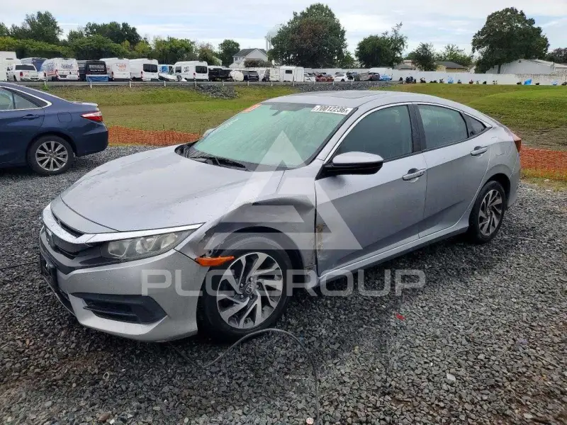 2016 Honda CIVIC photo
