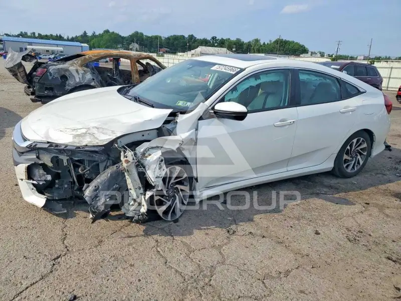 2016 Honda CIVIC фото