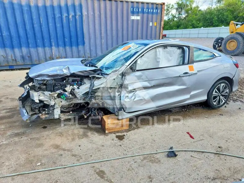 2016 Honda CIVIC фото