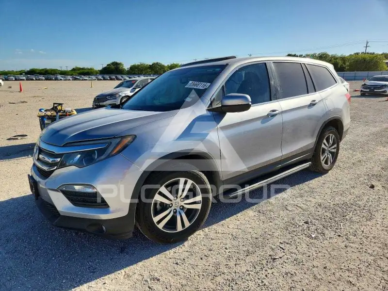 2016 Honda PILOT photo