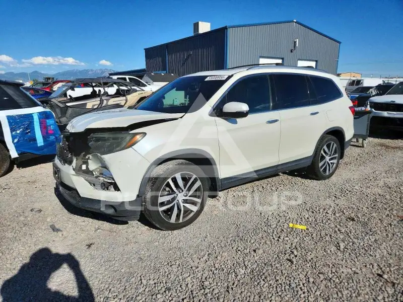 2016 Honda PILOT photo