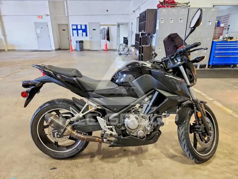 2016 Honda CB фото
