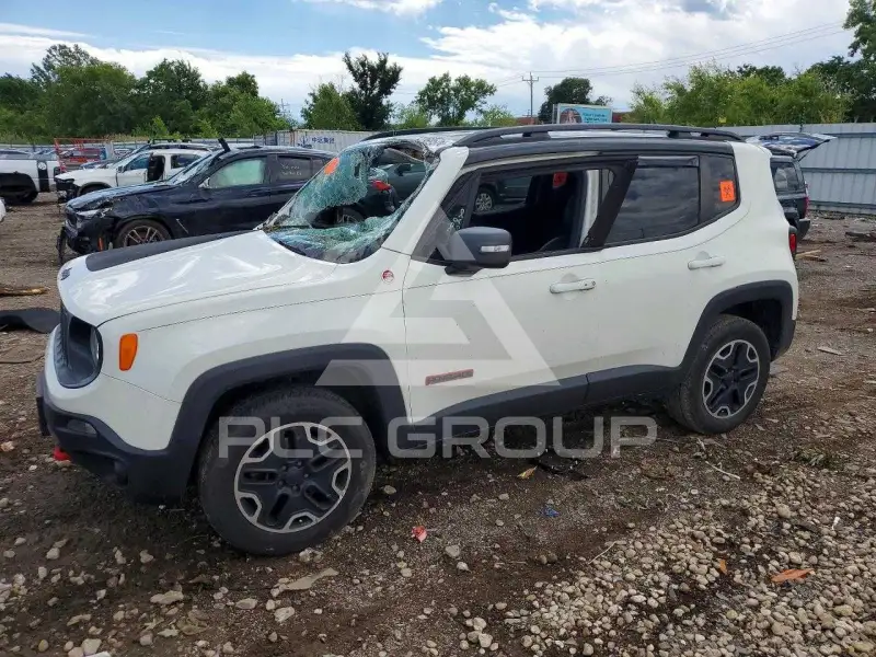2016 Jeep Renegade photo