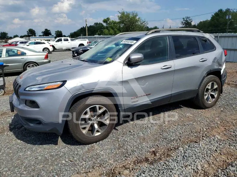 2016 Jeep CHEROKEE фото