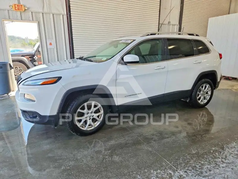 2016 Jeep CHEROKEE photo