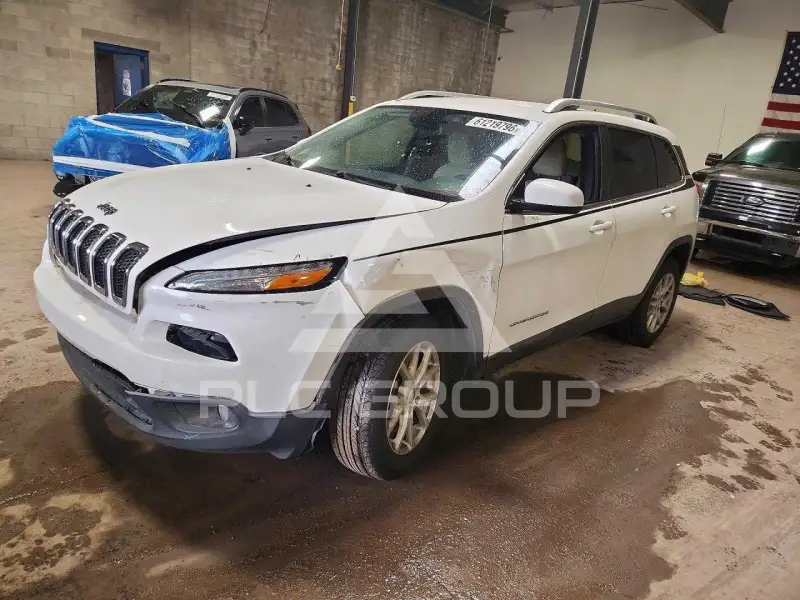 2016 Jeep CHEROKEE фото