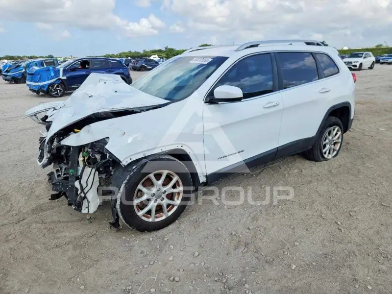 2016 Jeep CHEROKEE photo