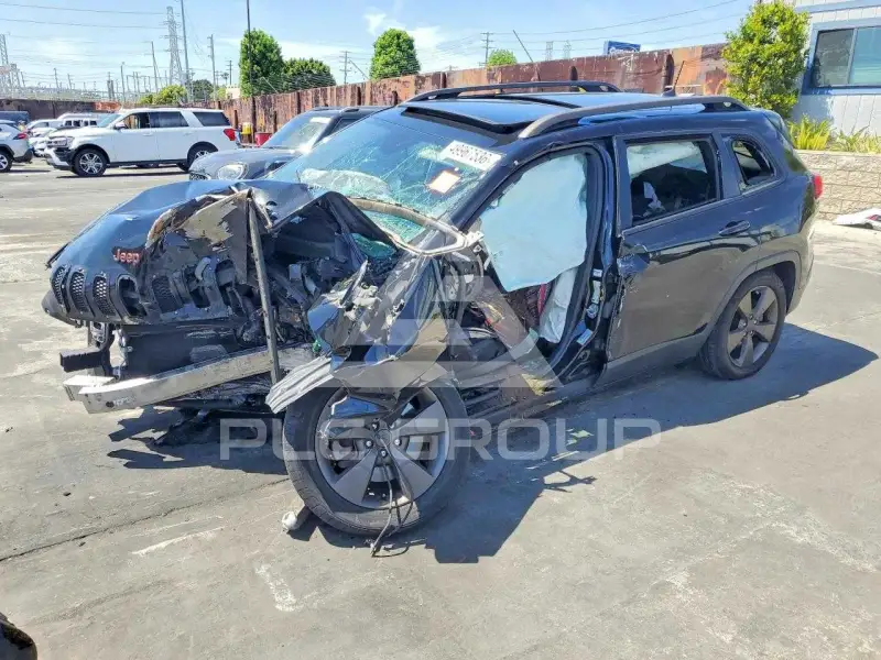 2016 Jeep CHEROKEE фото