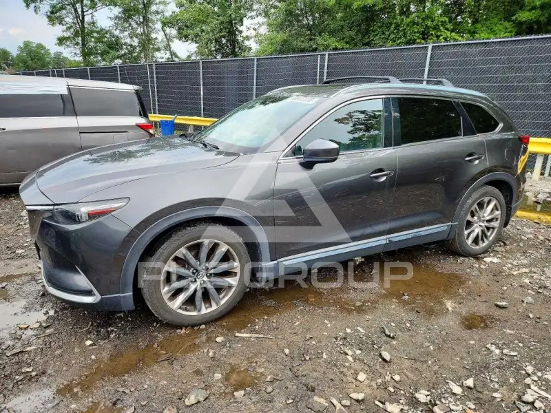 2016 Mazda CX-9 photo