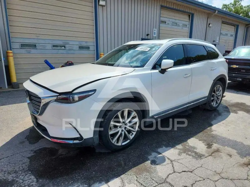 2016 Mazda CX-9 photo