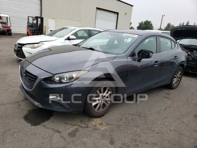 2016 Mazda 3 фото