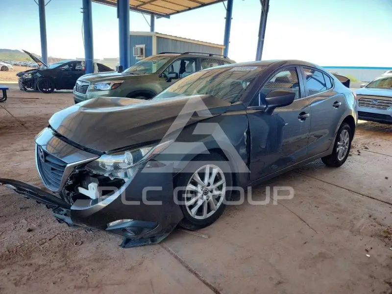 2016 Mazda 3 photo