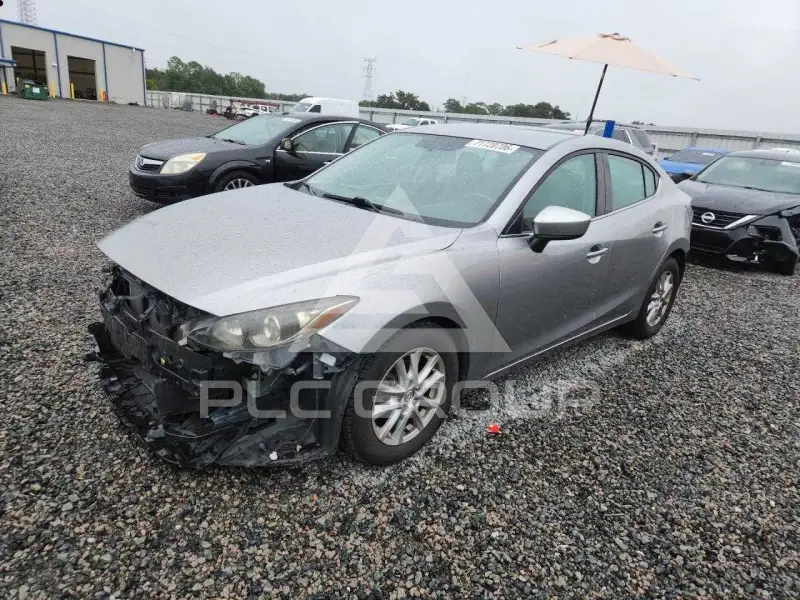 2016 Mazda 3 фото