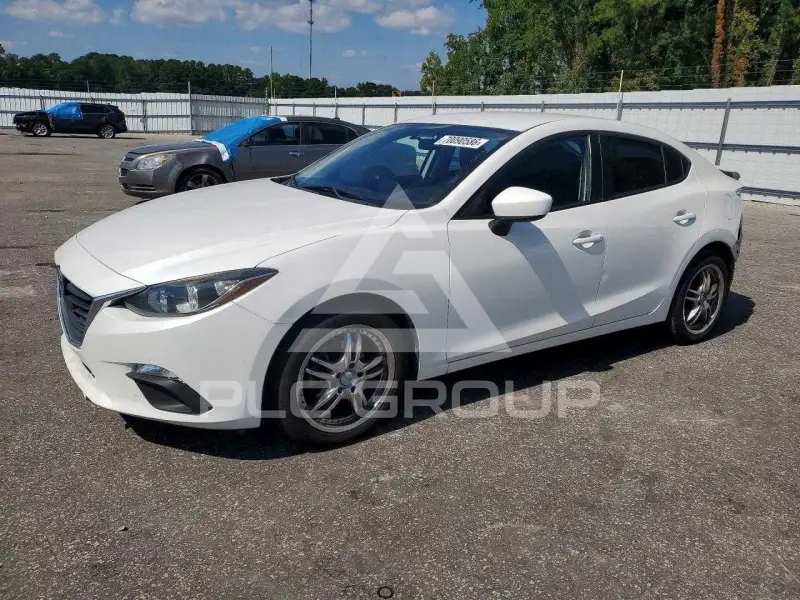 2016 Mazda 3 фото