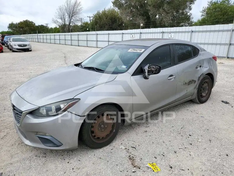 2016 Mazda 3 фото