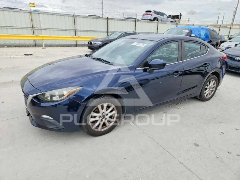 2016 Mazda 3 photo