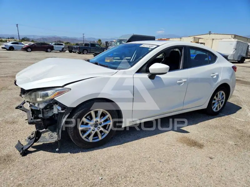 2016 Mazda 3 фото