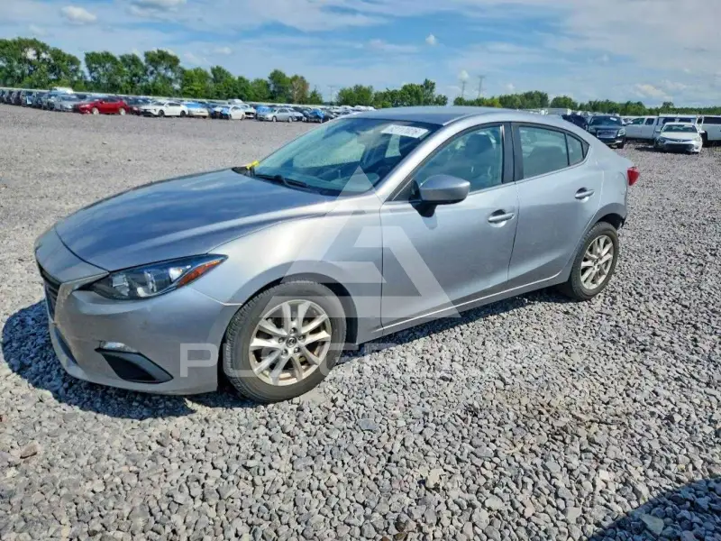 2016 Mazda 3 фото