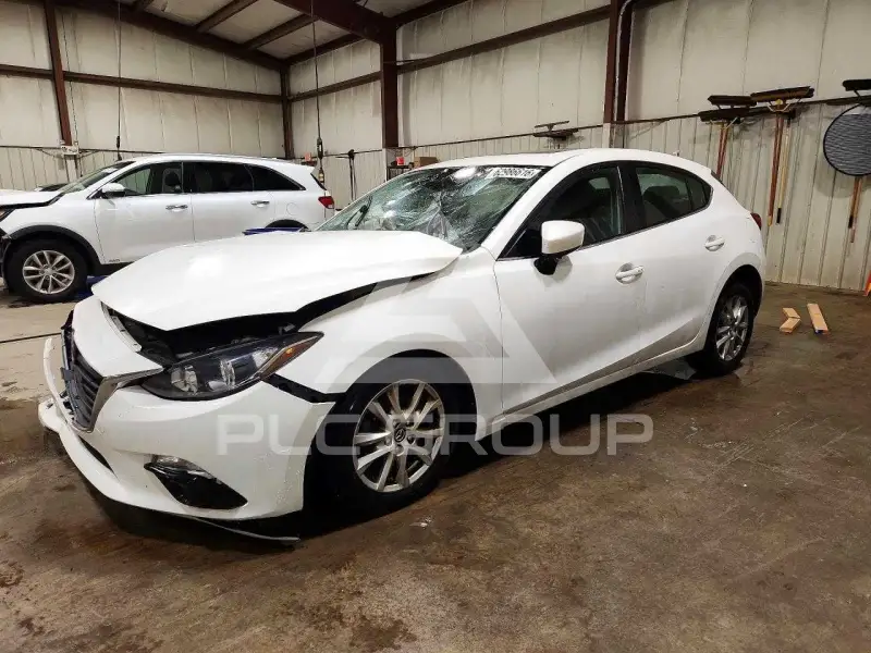2016 Mazda 3 фото