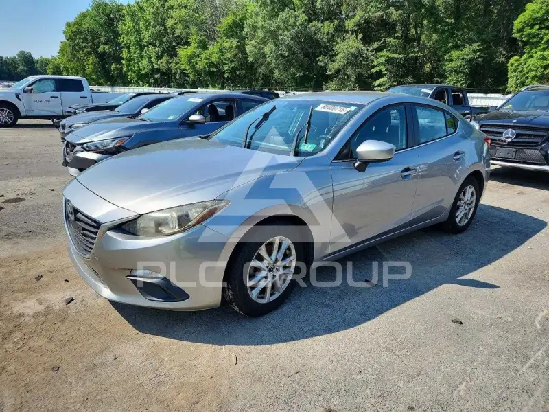 2016 Mazda 3 фото