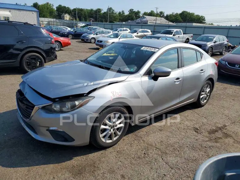 2016 Mazda 3 фото