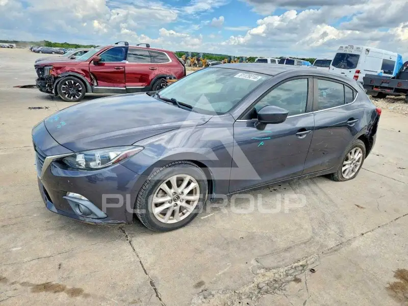 2016 Mazda 3 фото