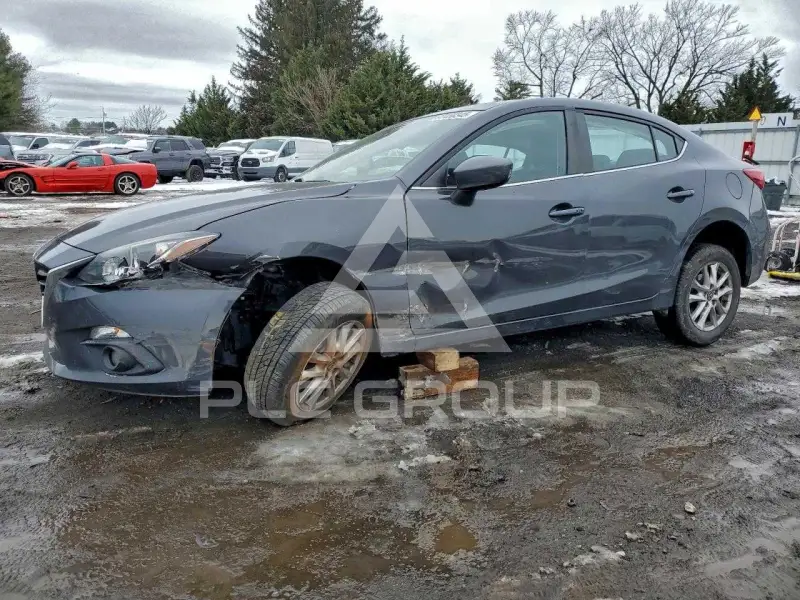 2016 Mazda 3 фото
