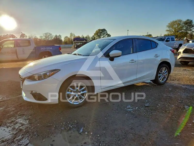 2016 Mazda 3 фото