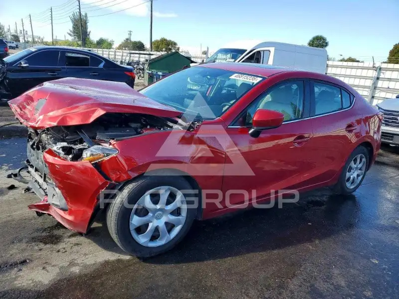 2016 Mazda 3 photo