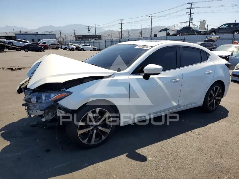 2016 Mazda 3 фото