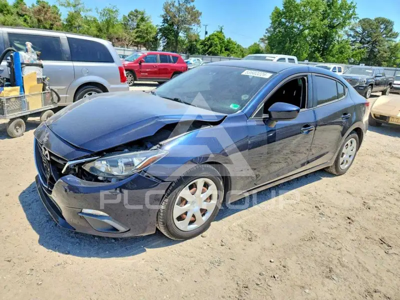 2016 Mazda 3 photo