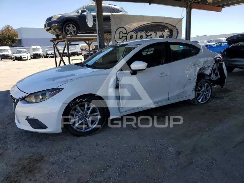 2016 Mazda 3 фото