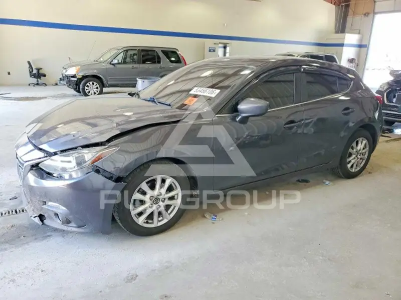 2016 Mazda 3 фото