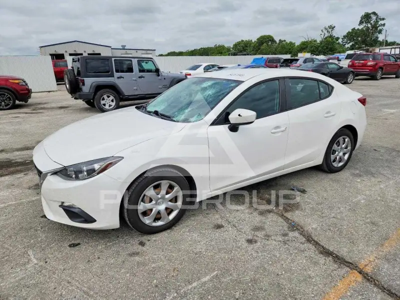 2016 Mazda 3 фото