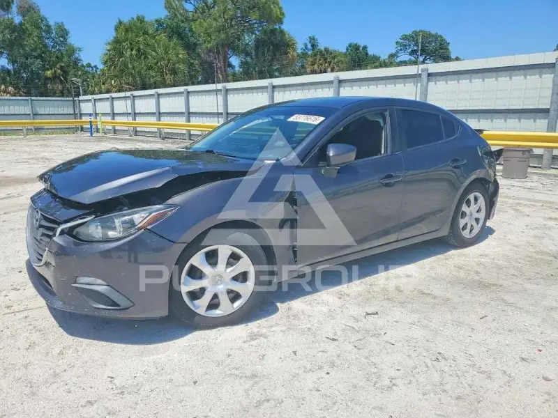 2016 Mazda 3 photo