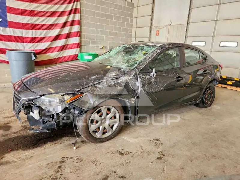 2016 Mazda 3 фото