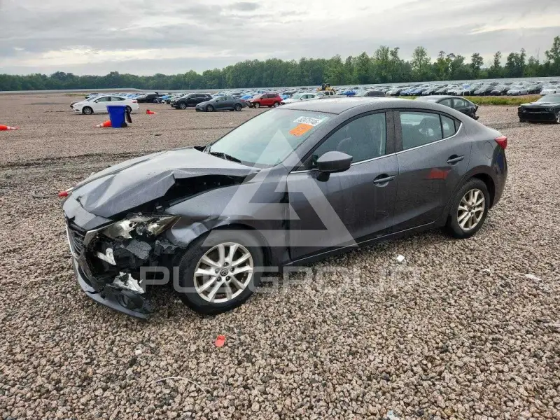 2016 Mazda 3 photo