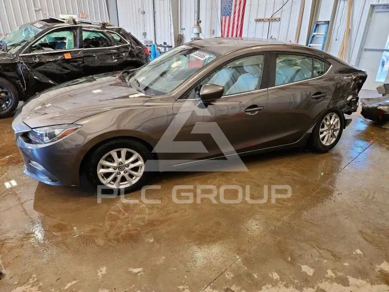 2016 Mazda 3 фото