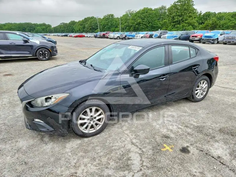 2016 Mazda 3 photo