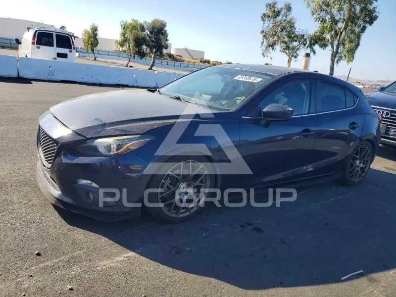 2016 Mazda 3 фото