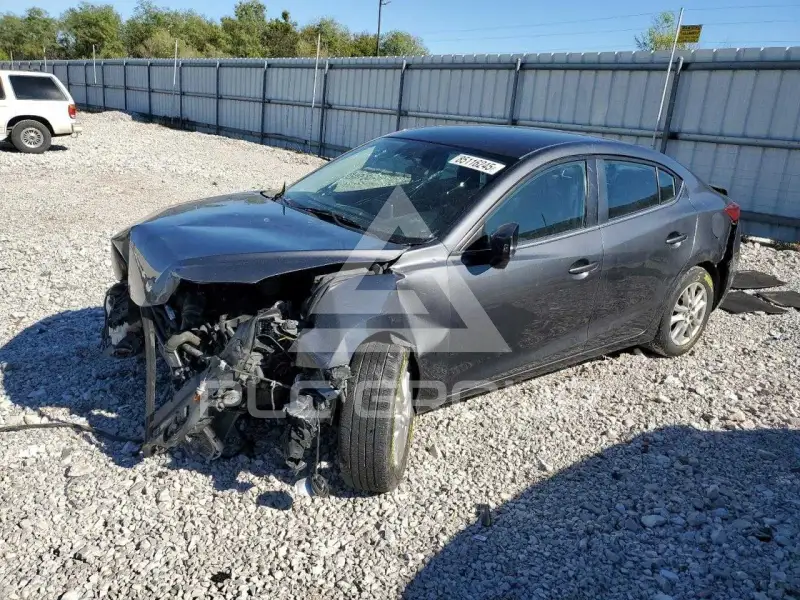 2016 Mazda 3 фото
